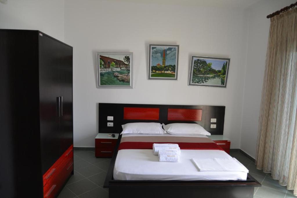 Hotel Artisti Vlorë Exterior foto