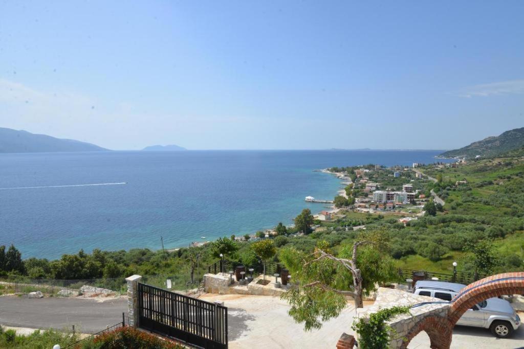 Hotel Artisti Vlorë Exterior foto